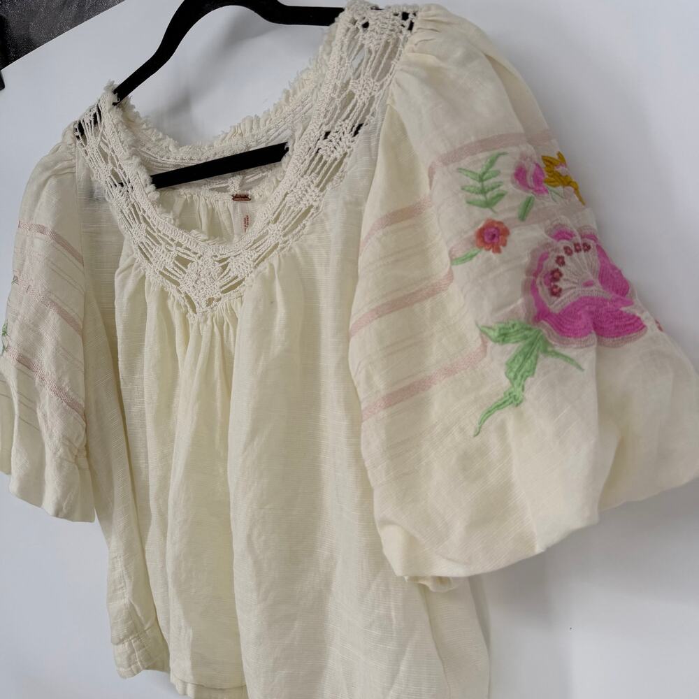 Free People Bohemia Embroidered Peasant Top XS Cream Boho Puff Sleeve - Picture 7 of 9